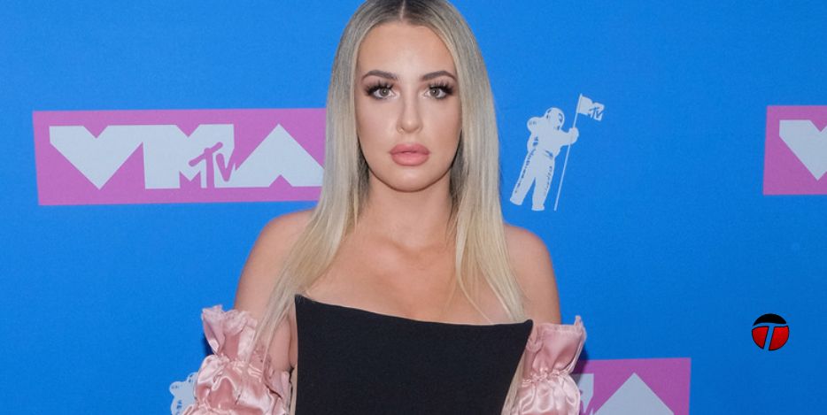 Tana Mongeau Age