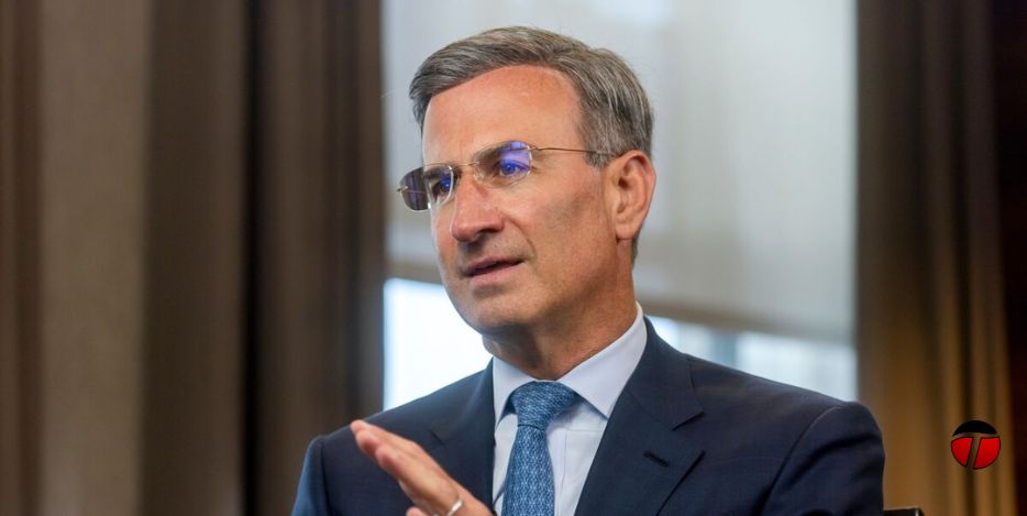 Why Are People Searching “Peter Orszag Bald”?